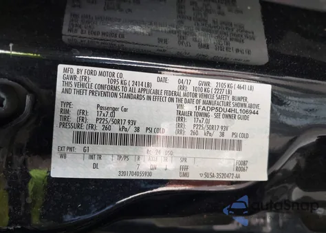 2017 Ford C-Max Hybrid Titanium z USA, uszkodzony, nr VIN 1FADP5DU4HL106944